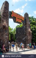 jurassic-park-universal-studios-singapore-DWRCDK.jpg