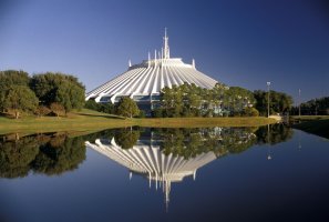 space-mountain.jpg
